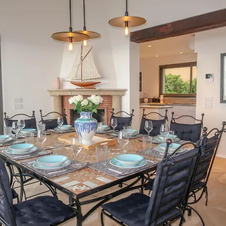 Holiday La Trinquette - Max145 Holiday home